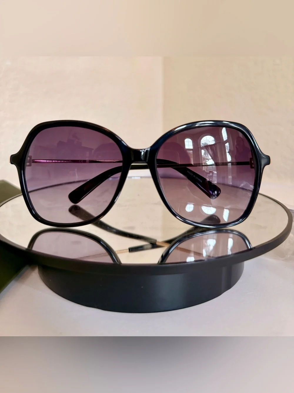 Longchamp LO705S (Color 001) Black Frame Sunglasses Purple Gradient Lenses NIB
